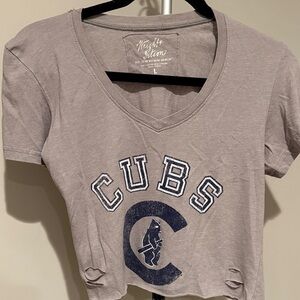 Wright & Ditson Gray Cubs Crop Top